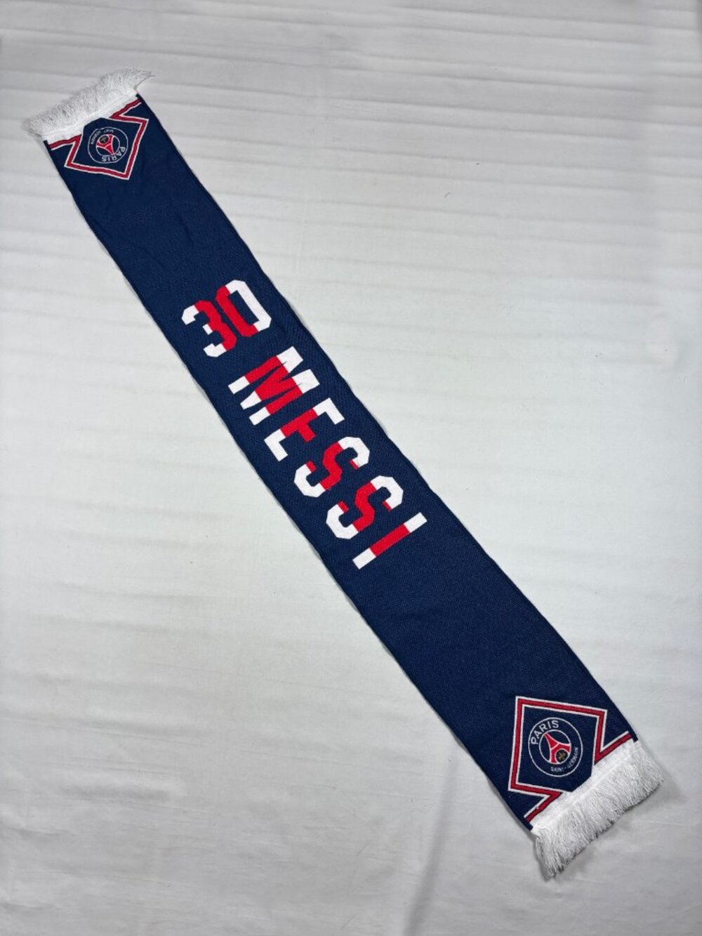PSG Paris Saint-Germain Lionel Messi 30 Knit Soccer Scarf Official Fan Collectio